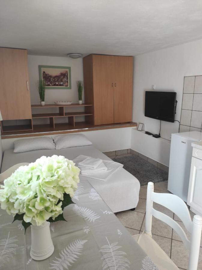Studio Apartment Petrov Šibenik Esterno foto